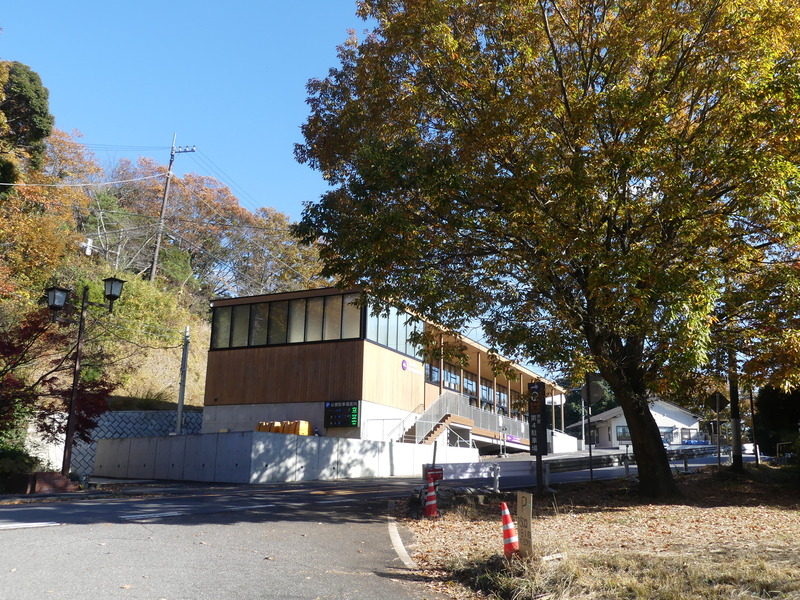 道路と木
AI 生成コンテンツは誤りを含む可能性があります。