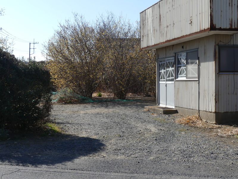 �����̑O�ɗ����Ă����

AI �����R���e���c�͌����܂މ\��������܂��B